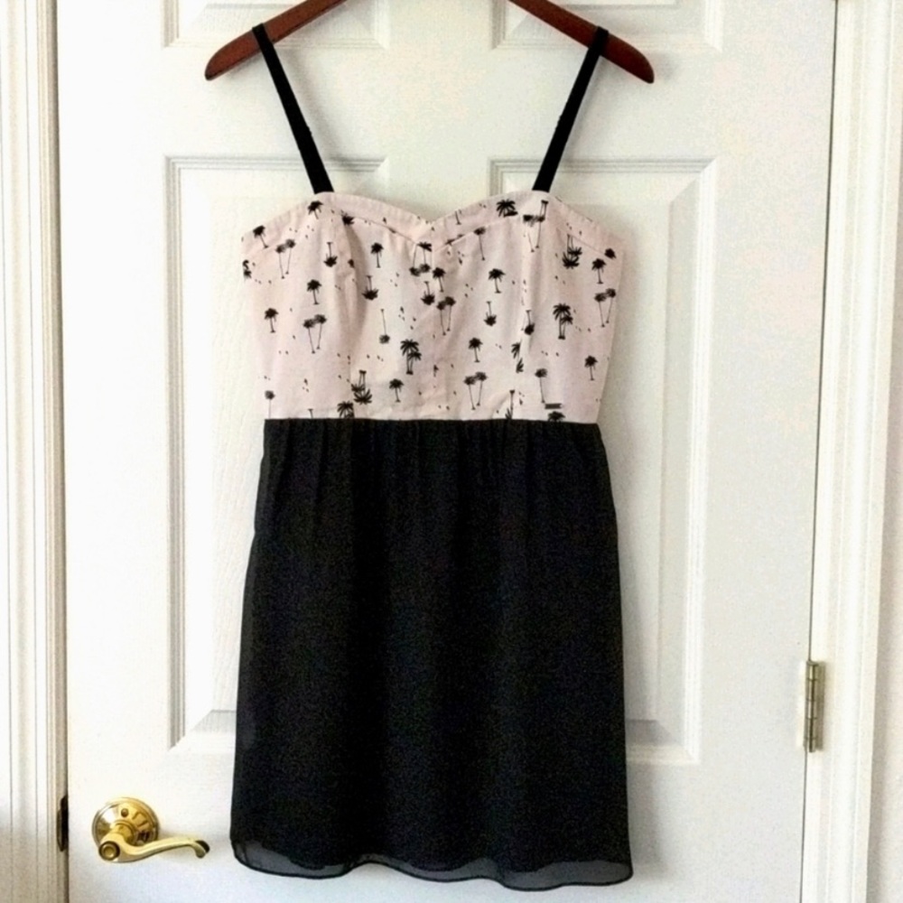 VOLCUM Flowy Frochickie Dress Pink Palm Tree 9